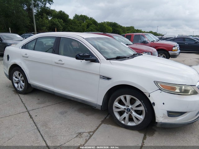 Ford Taurus Sel