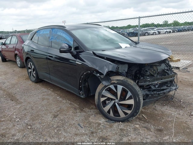 Salvage Volkswagen ID.4 Image