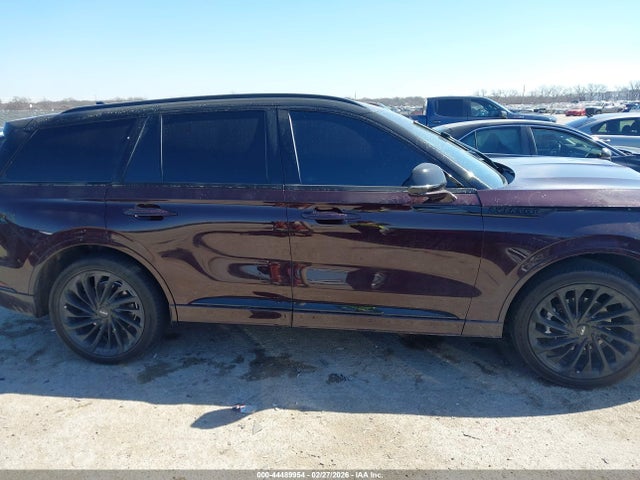 Lincoln Aviator Black Label