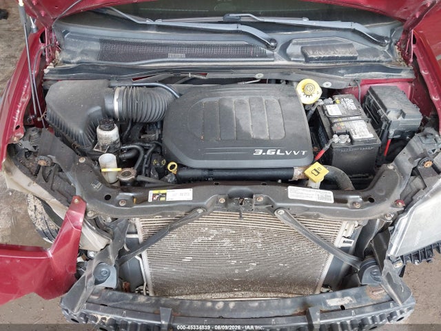 Chrysler Town & Country S