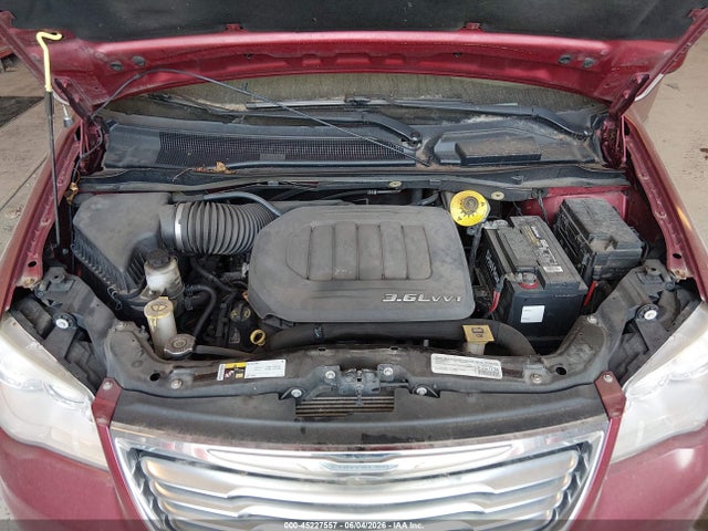 Chrysler Town & Country Touring