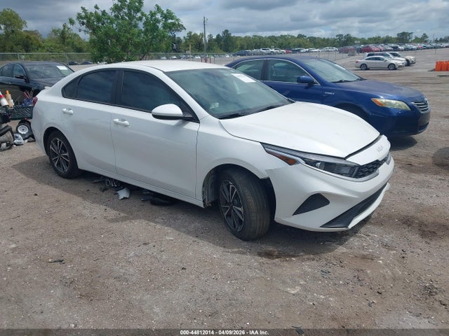 Salvage Kia Forte Image