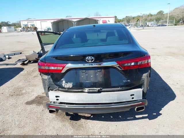 Toyota Avalon Xle