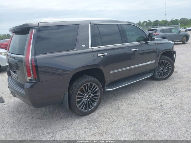 Cadillac Escalade Luxury