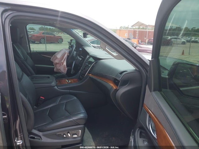 Cadillac Escalade Luxury