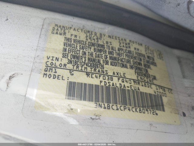 Nissan Versa 1.8 S