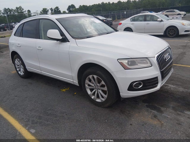 Salvage Audi Q5 Image