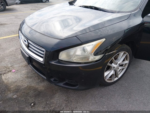 Nissan Maxima