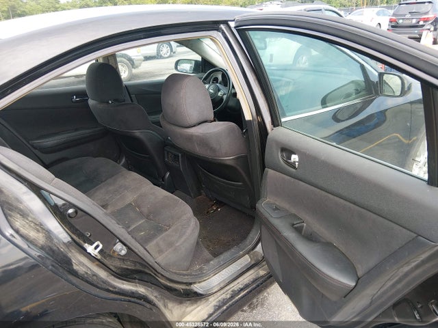 Nissan Maxima