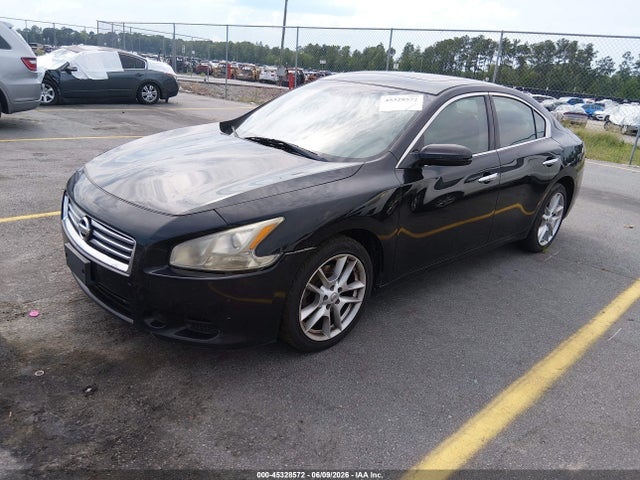 Nissan Maxima