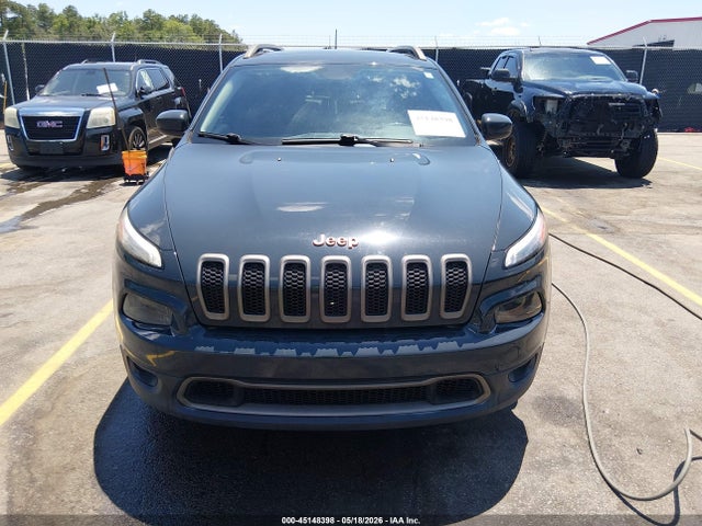 Jeep Cherokee 75th Anniversary Edition Fwd