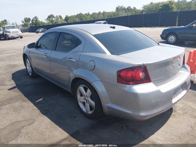 Dodge Avenger Se