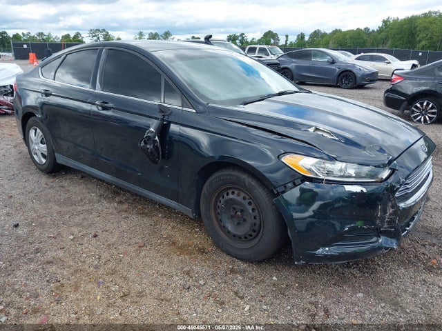 Salvage Ford Fusion Image