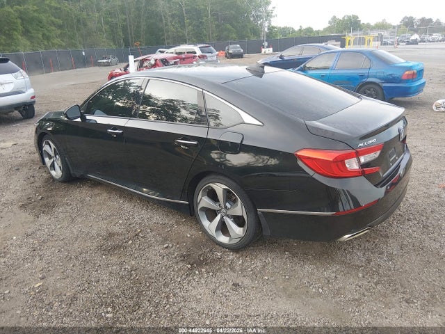 Honda Accord Touring 2.0t