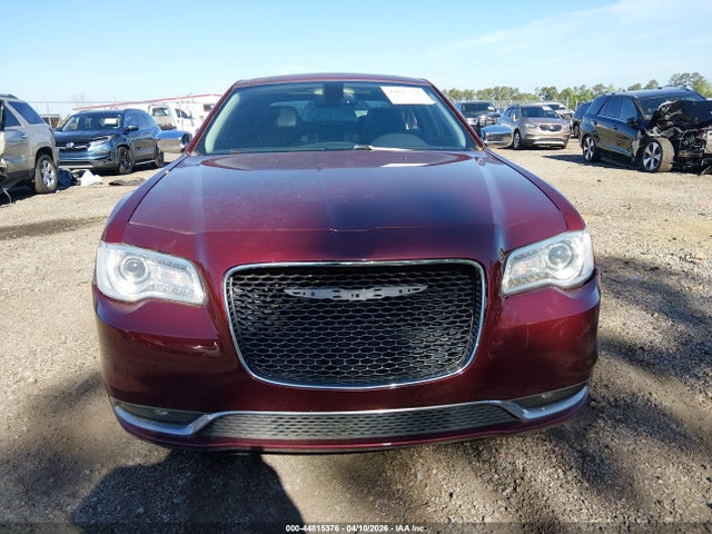 Chrysler 300c Awd