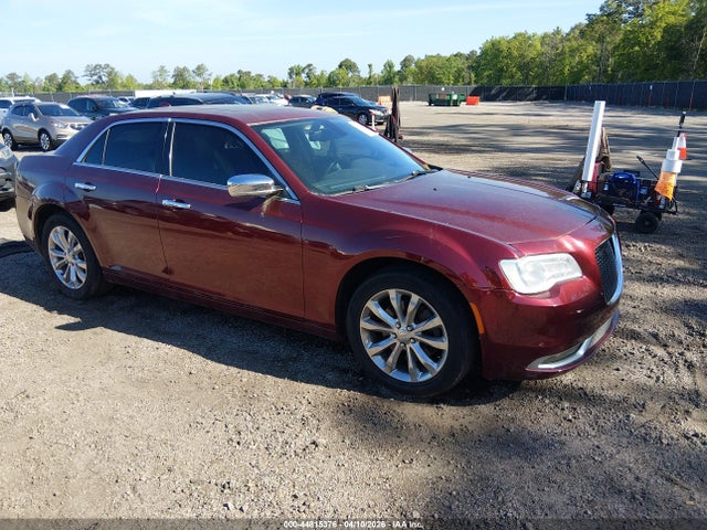 Salvage Chrysler 300c Image