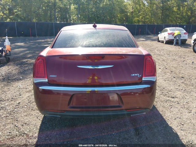 Chrysler 300c Awd