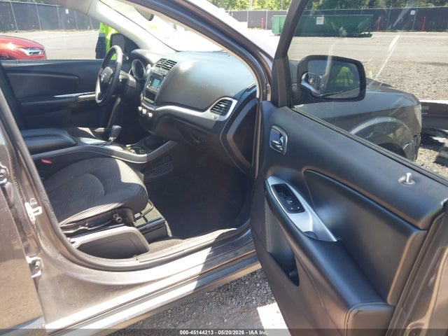 Dodge Journey Sxt
