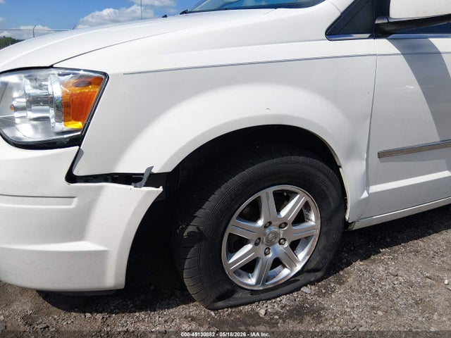 Chrysler Town & Country Touring