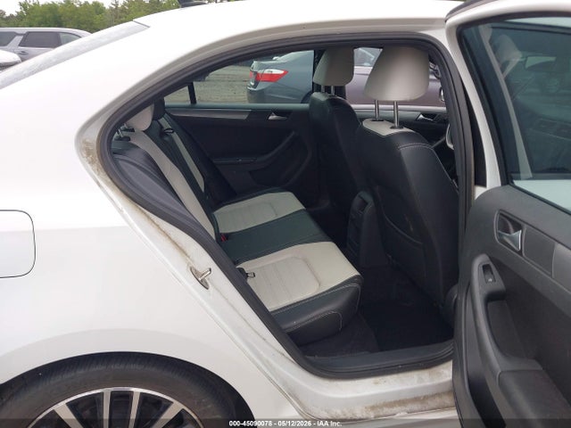 Volkswagen Jetta 1.8t Sport