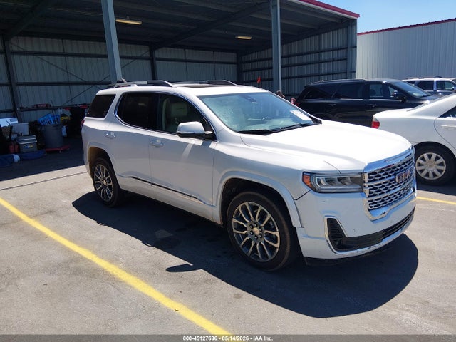 Salvage GMC Acadia Image