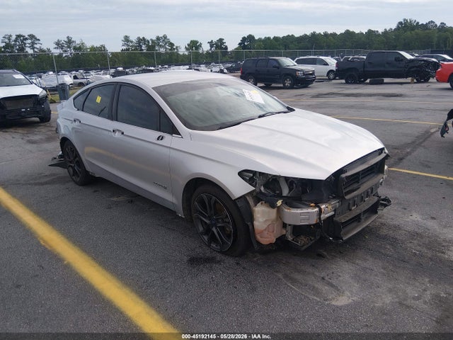 Salvage Ford Fusion Image