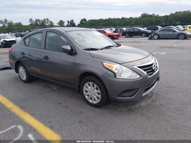 Salvage Nissan Versa Image