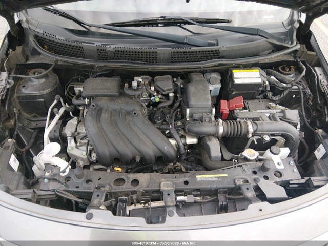 Nissan Versa 1.6 S
