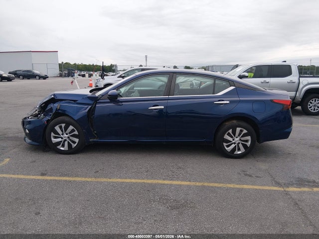 Nissan Altima S Intelligent Awd