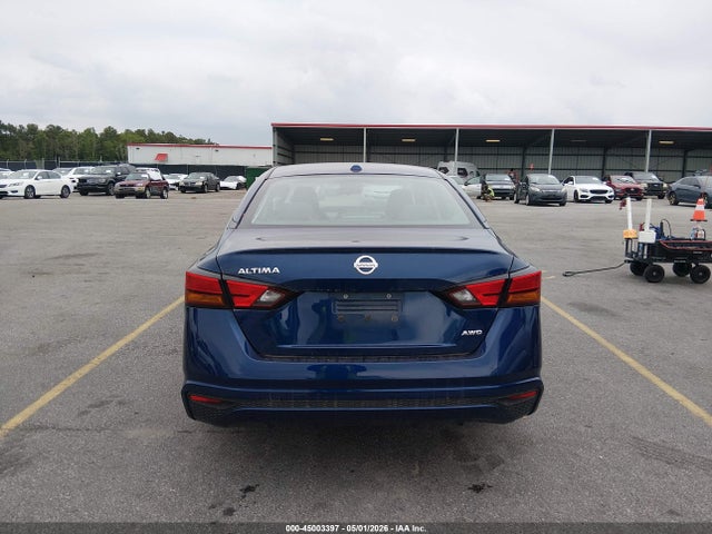 Nissan Altima S Intelligent Awd