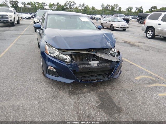 Nissan Altima S Intelligent Awd