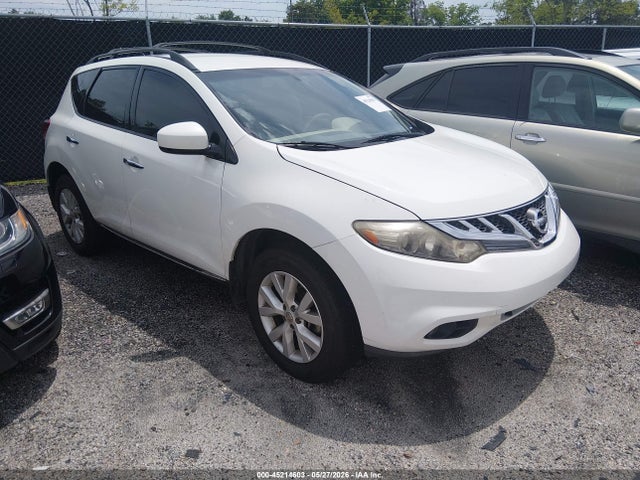 Salvage Nissan Murano Image