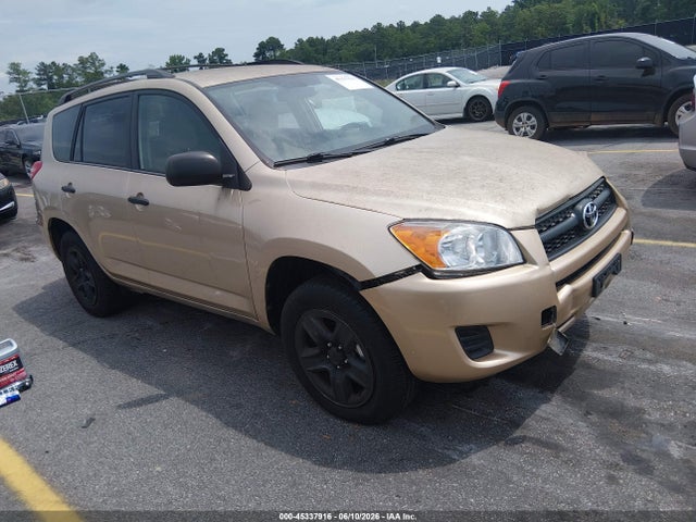 Salvage Toyota RAV4 Image