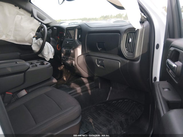 Chevrolet Silverado 2500 , Long Bed, Wt, Rwd