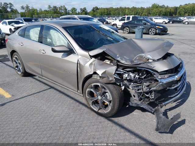 Salvage Chevrolet Malibu Image