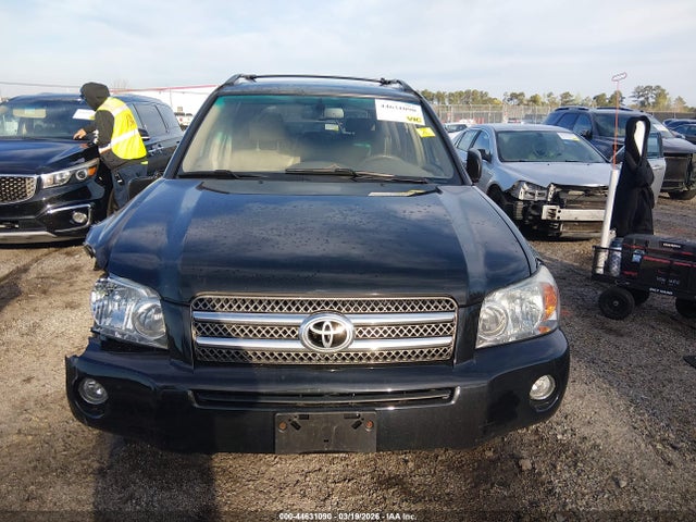 Toyota Highlander Limited V6