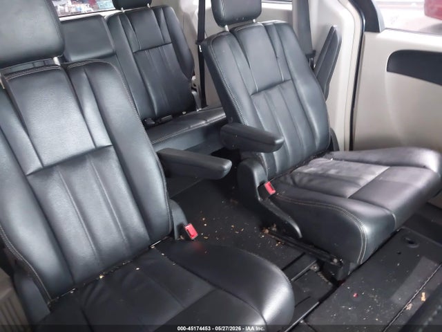 Chrysler Town & Country Touring