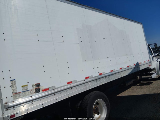 Freightliner M2 106 Medium Duty