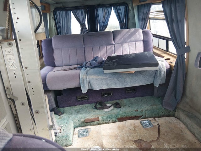 Ford Econoline E150 Van