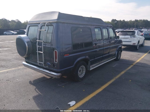 Ford Econoline E150 Van