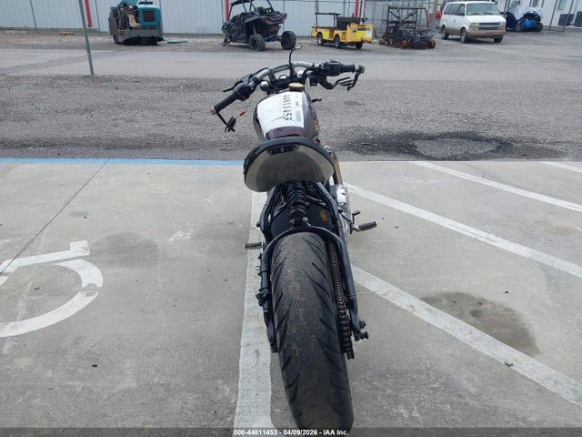 Triumph Bonneville Bobber