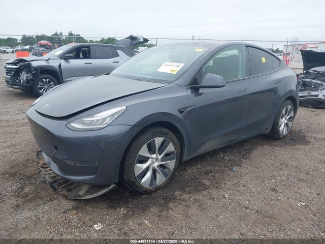 Tesla Model Y Long Range Dual Motor All-wheel Drive