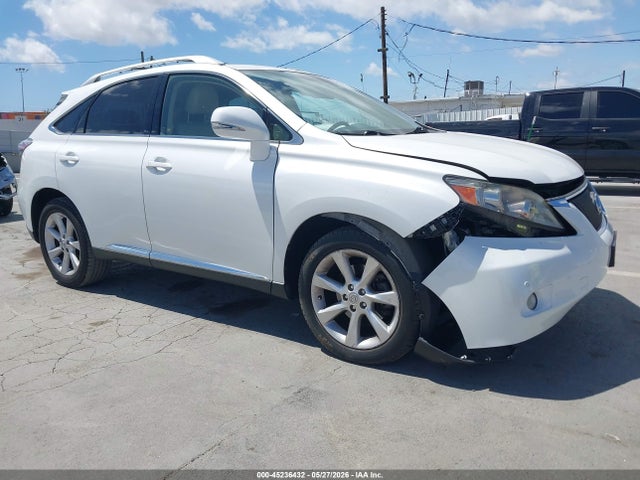 Salvage Lexus RX Image