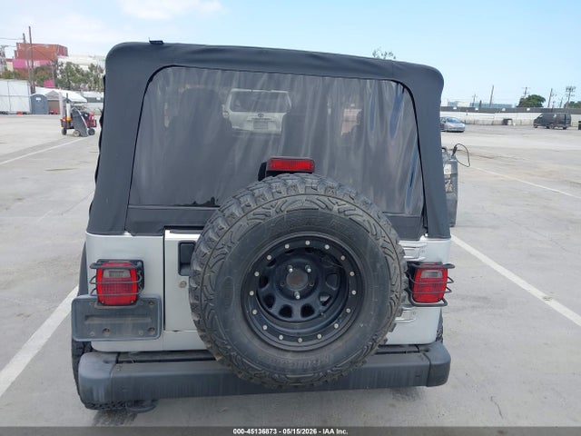 Jeep Wrangler X