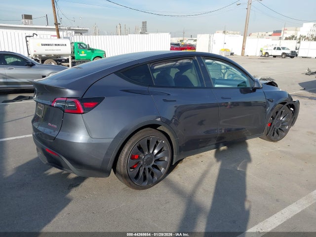 Tesla Model Y Performance Dual Motor All-wheel Drive
