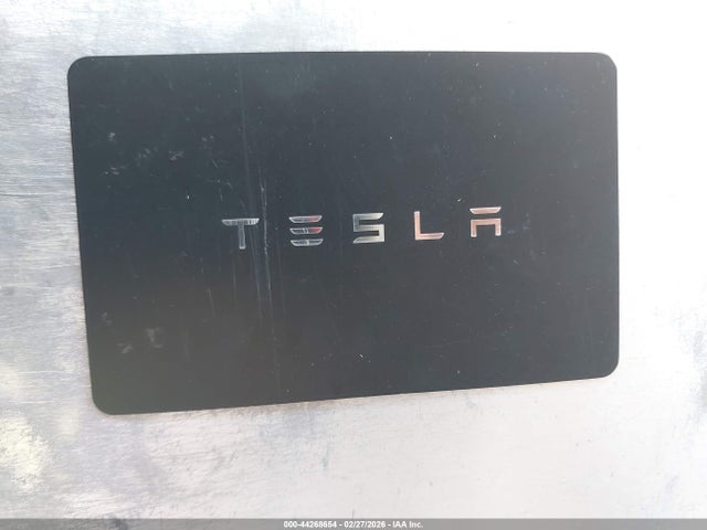 Tesla Model Y Performance Dual Motor All-wheel Drive