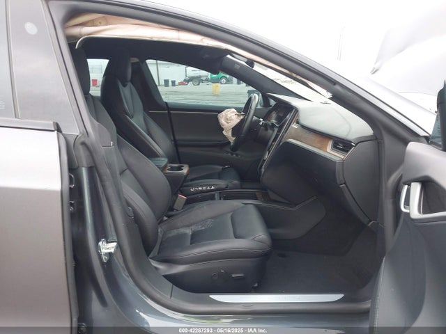 Tesla Model S Performance Dual Motor All-wheel Drive