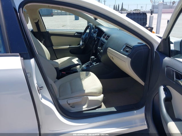 Volkswagen Jetta 2.5l Se
