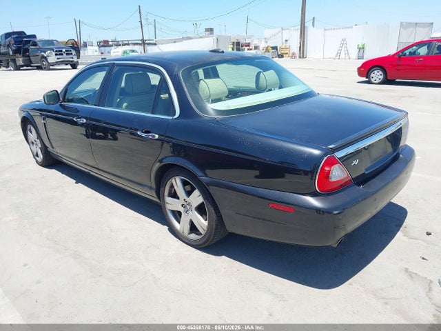 Jaguar XJ Xj8 L