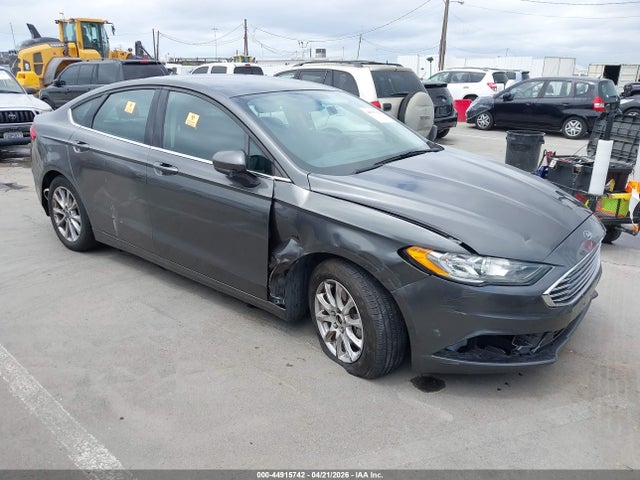 Salvage Ford Fusion Image